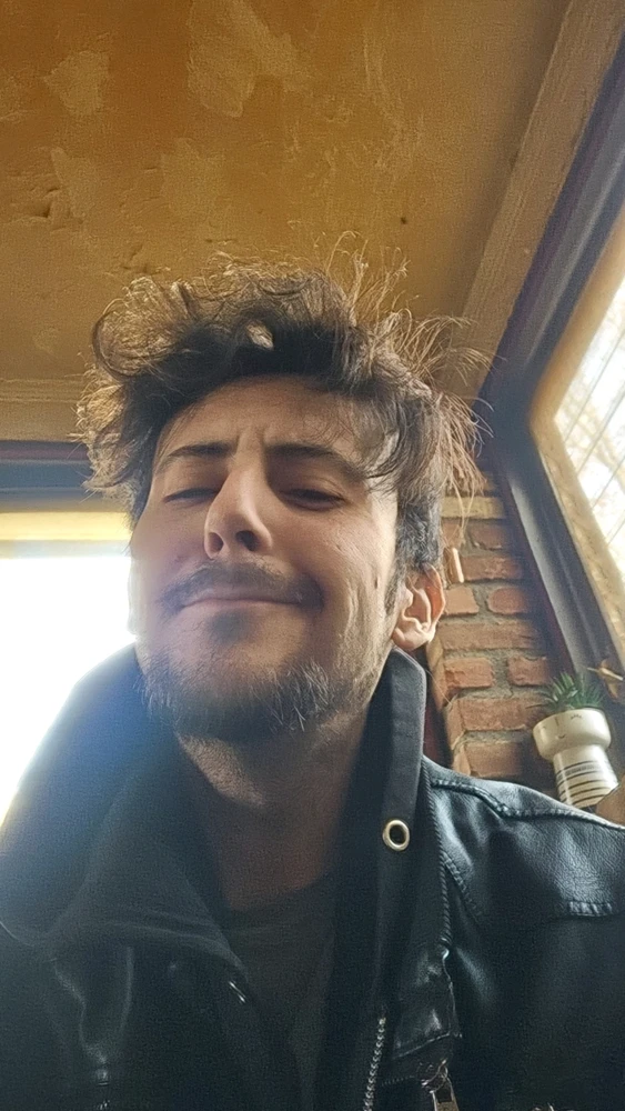 GIF uploaded by Alexander
