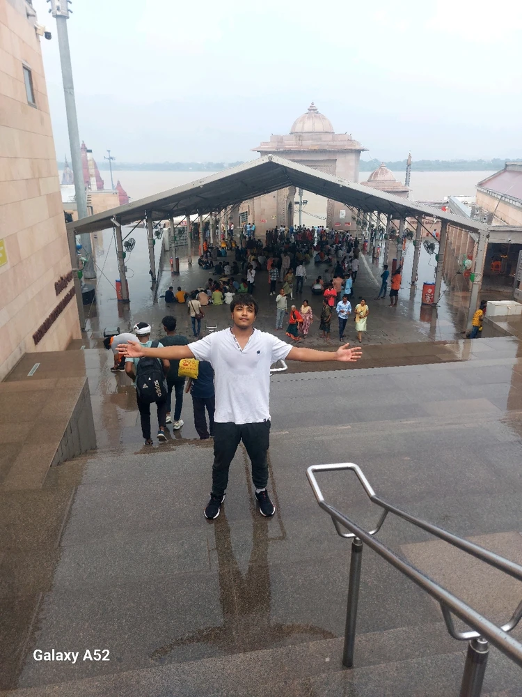 GIF gi-upload ni Gourav