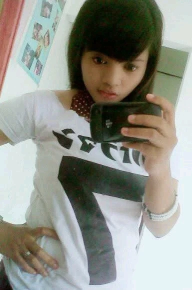 GIF uploaded by Agatha