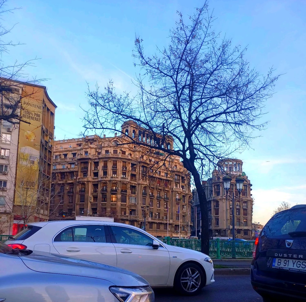 GIF uploaded by Marian