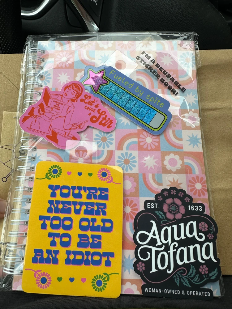 GIF diunggah dening Taylor