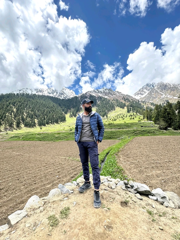 GIF uploaded by Rana Hassan Raza