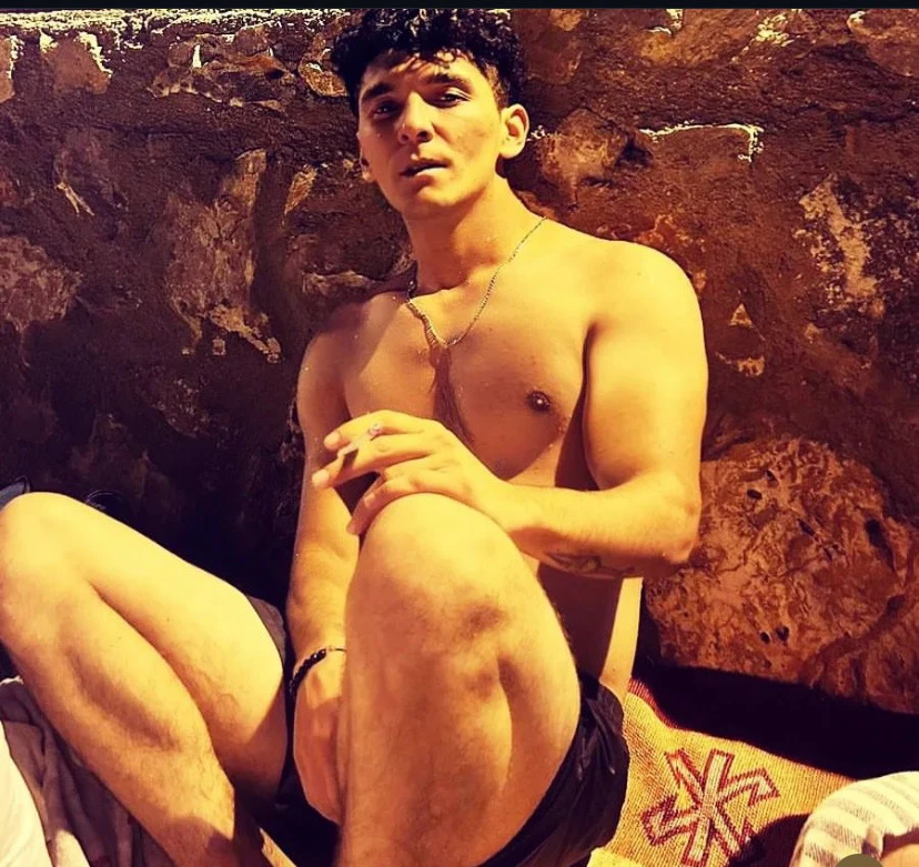 Akgün tarafından yüklenen GIF