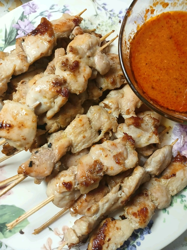 GIF uploaded by friday