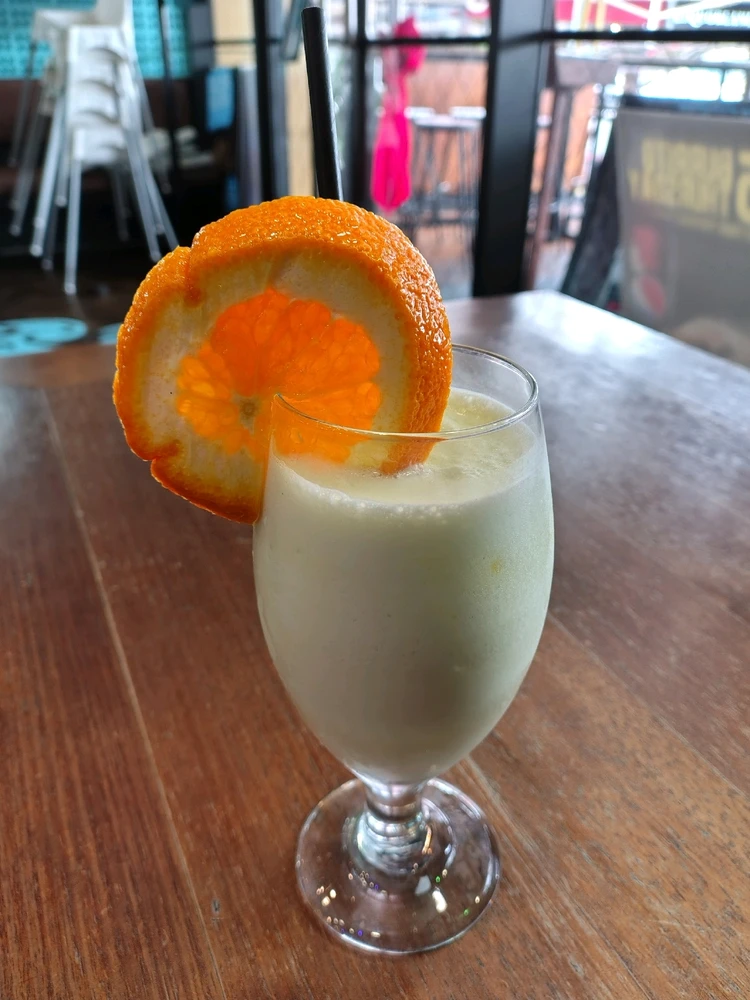 GIF uploaded by Renaé