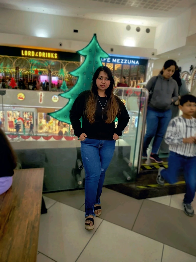GIF tso los ntawm Kaushitaki