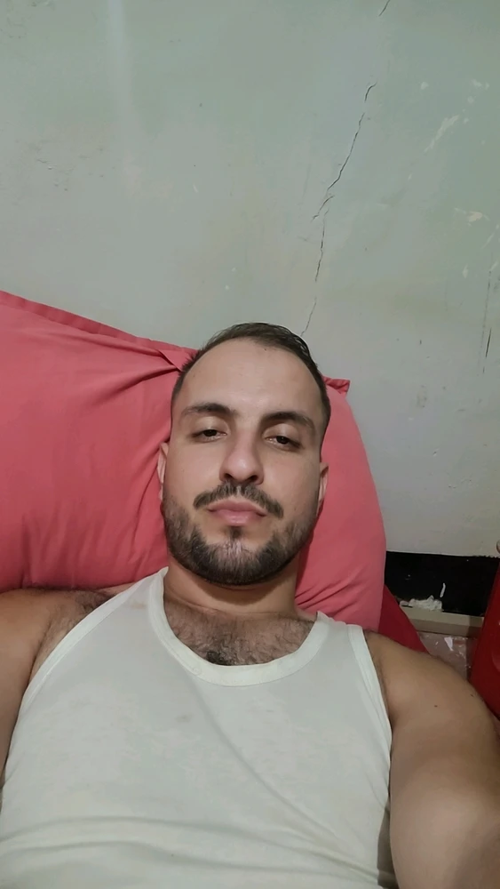 GIF uploaded by Dadi