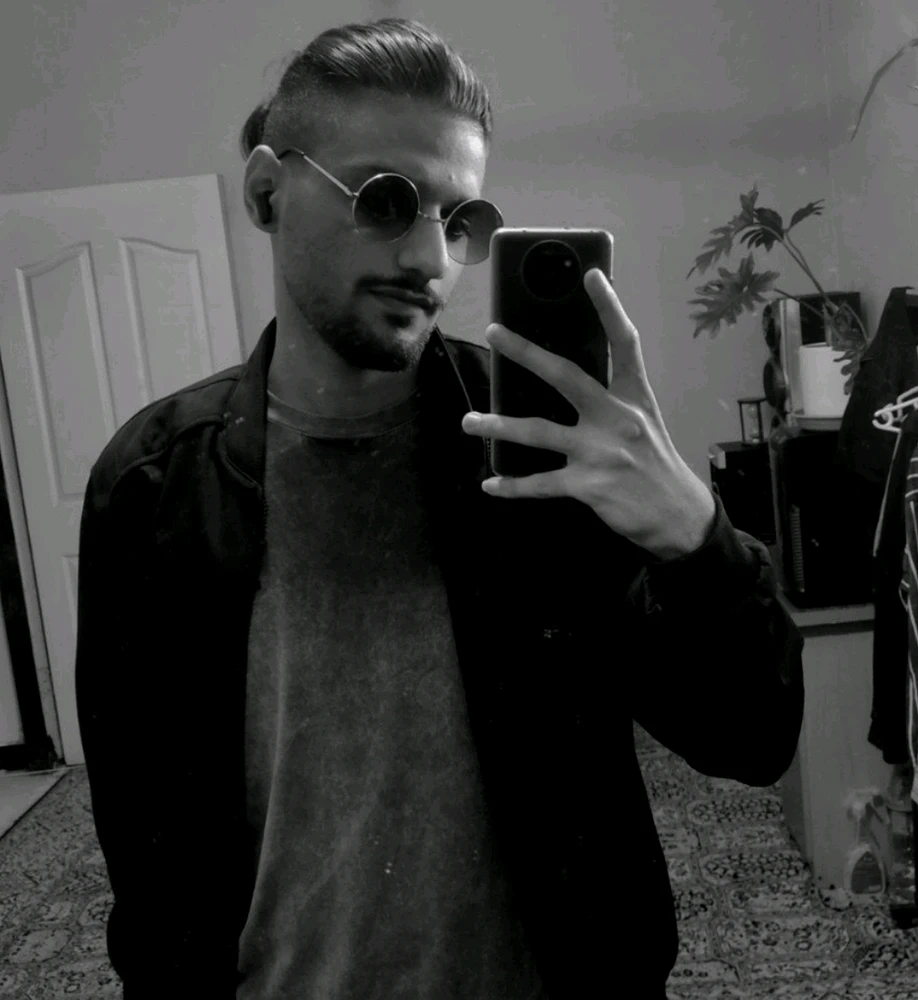 GIF uploaded by Roham