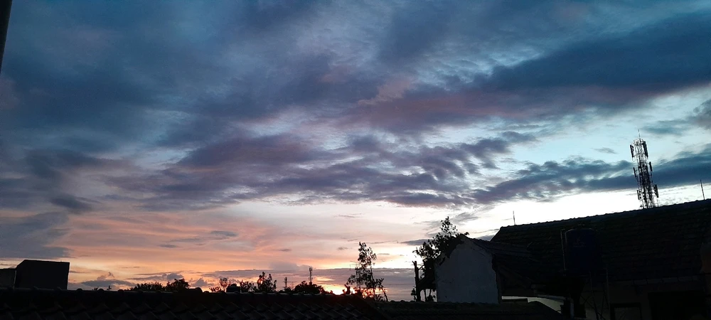 GIF uploaded by Diah alima