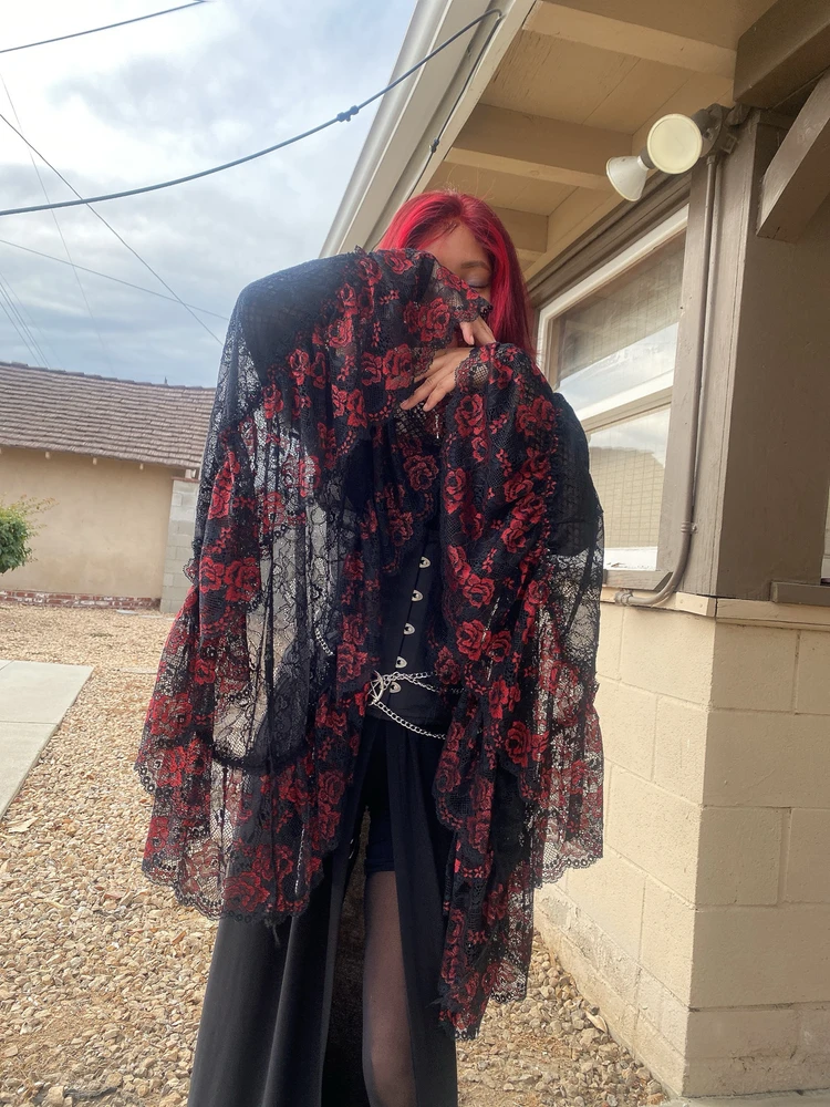 GIF uploaded by 🧛🏼‍♀️𝔖𝔢𝔱𝔥🧛🏼‍♀️