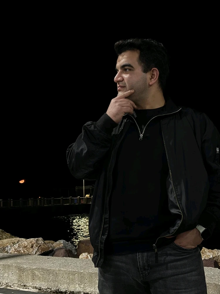 Ltlebear tarafından yüklenen GIF