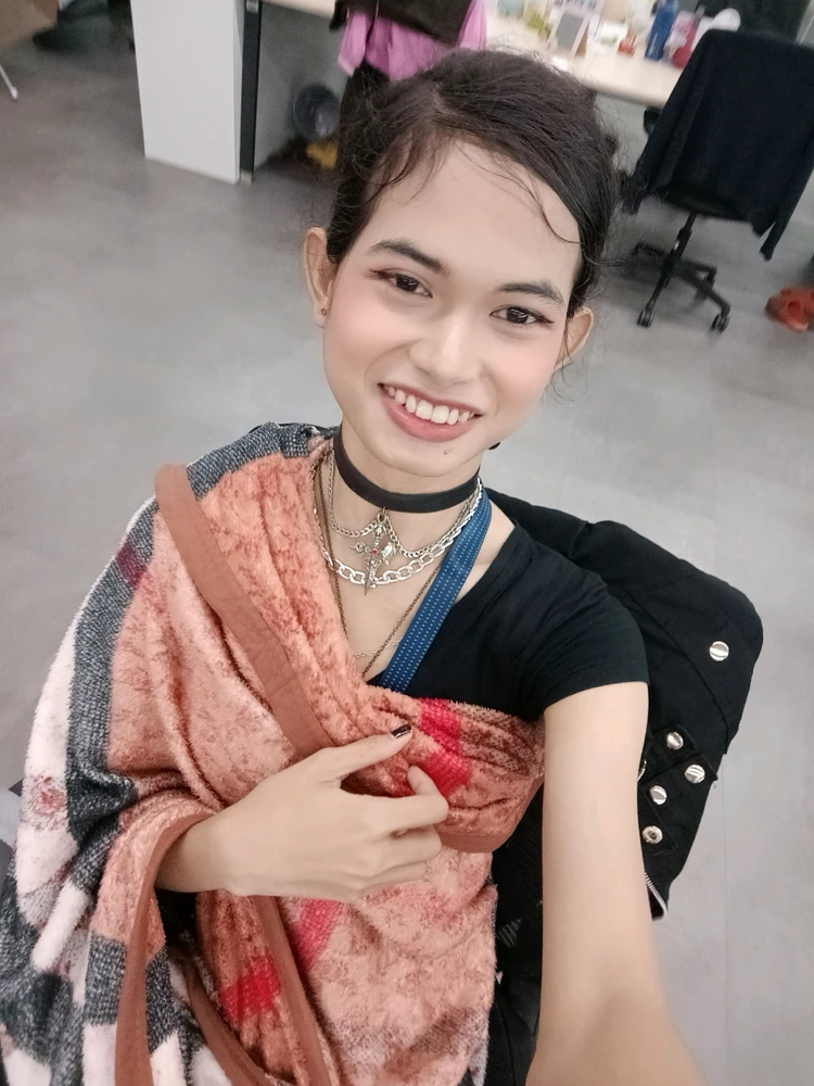 GIF uploaded by Farah