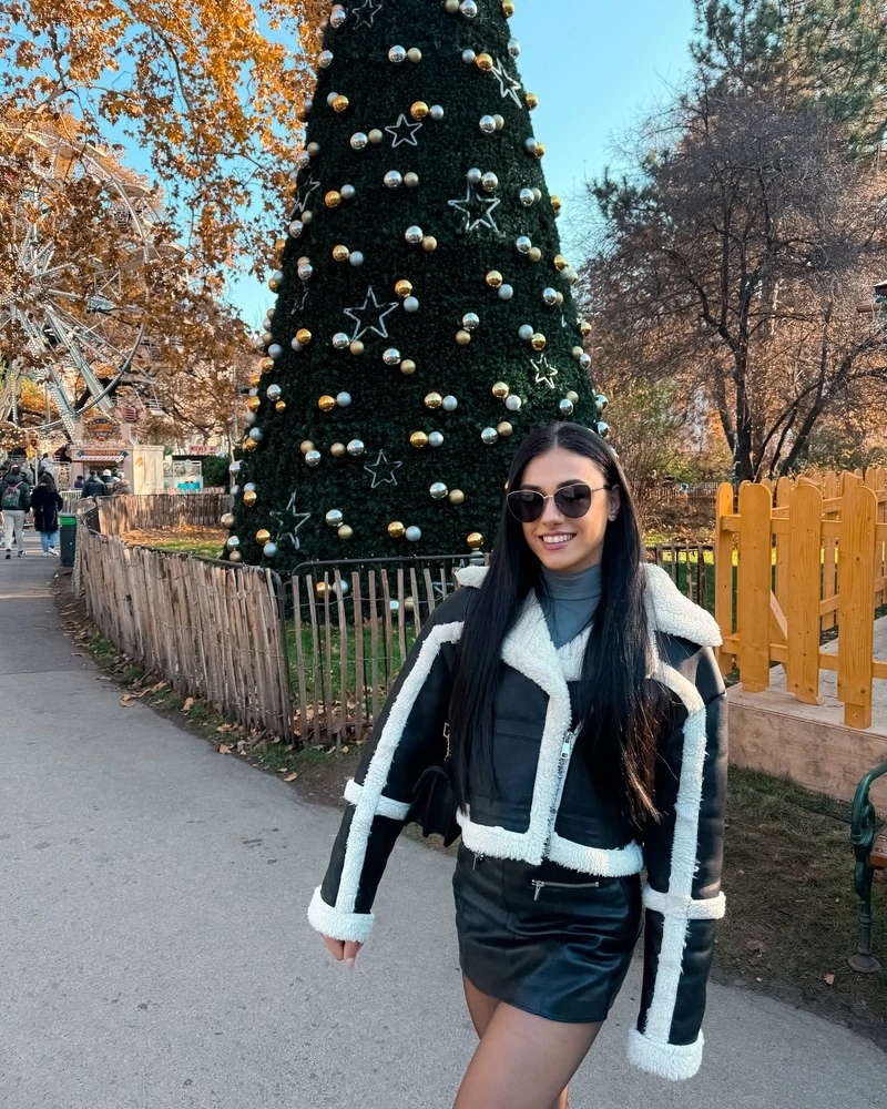 Image ajoutée par Mary Anila