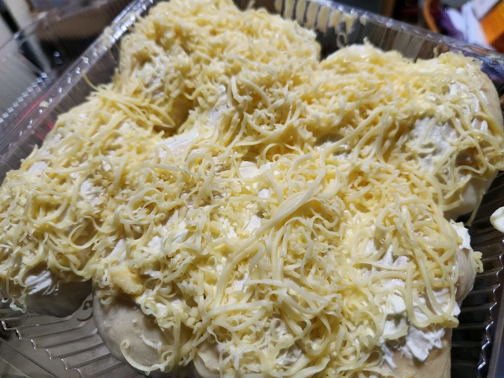 🧀 🧀 🧀 ➕️ 🥐 🍞 🥖 🟰 🫶😋🤣
💯 🎯 YUMMILICIOUS‼️‼️ 🤭😍
ChEeSe BrEaD🧀🍞