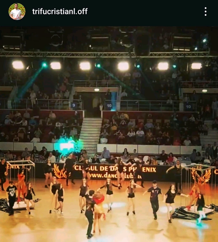 GIF încărcat de Enzo