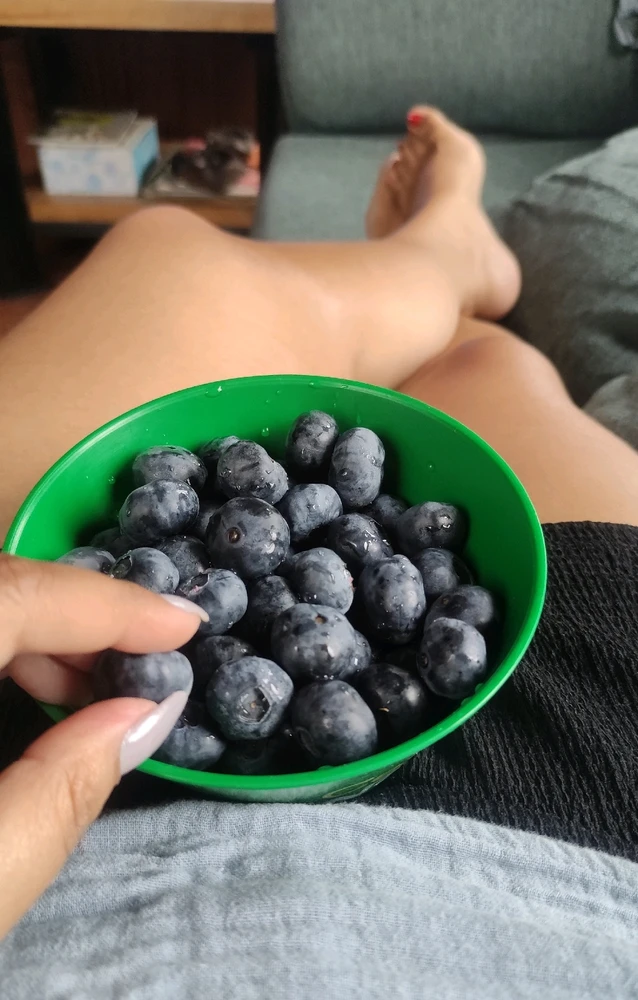 GIF uploaded by Pinina