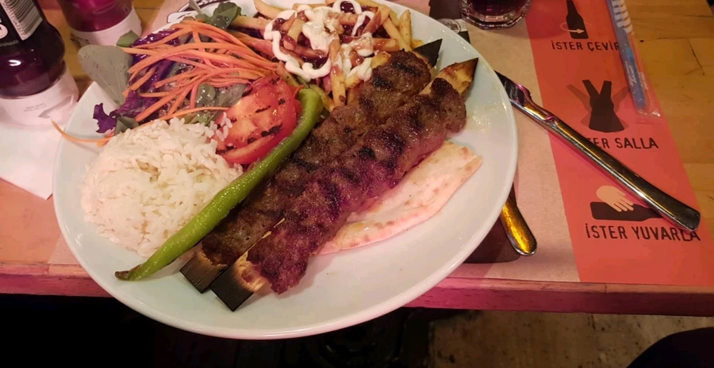 GIF ανέβηκε από KONSTANTINOS