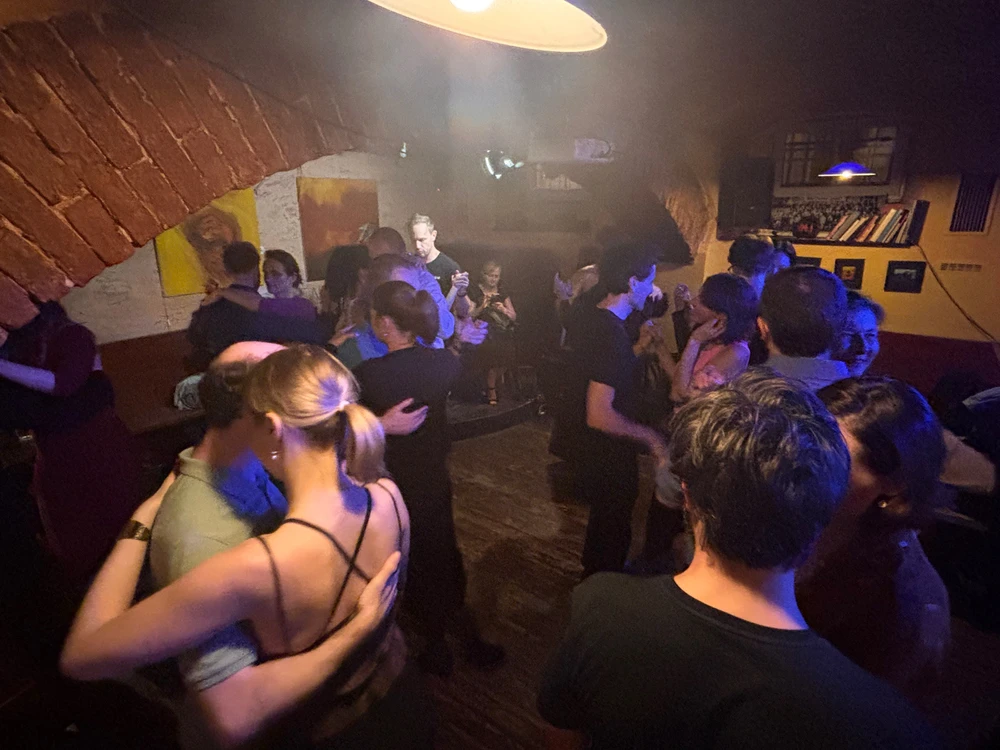 GIF nahrál Štěky Yaku