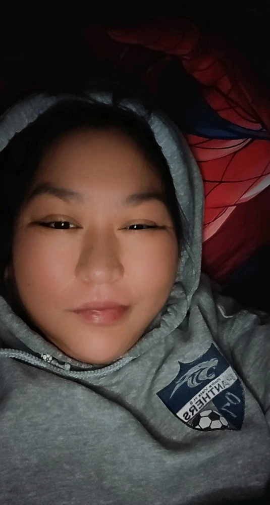GIF gi-upload ni Kornelia