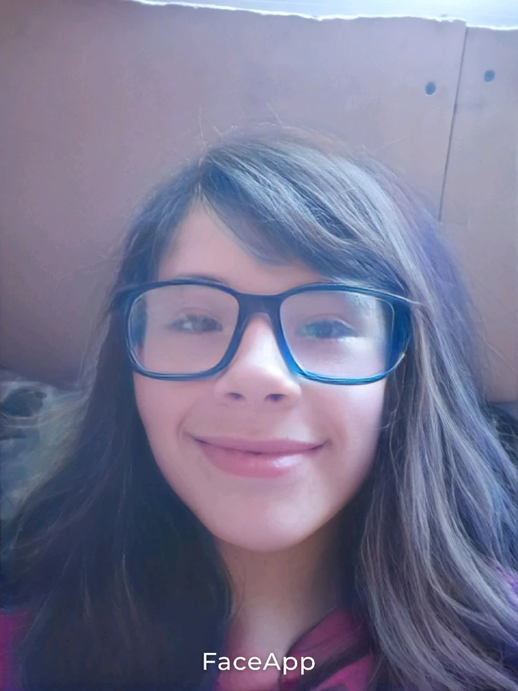 GIF uploaded by Emilia