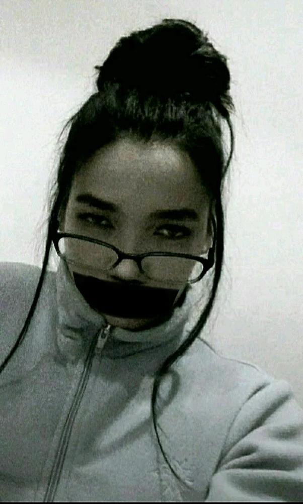GIF gi-upload ni Jaze