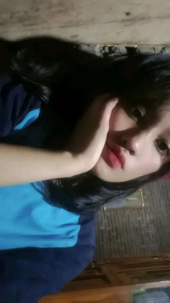 GIF diunggah oleh Itsme