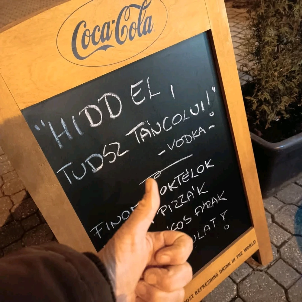 vanazúgy által feltöltött GIF