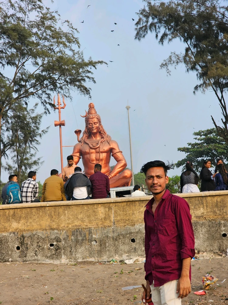 GIF e kentsoeng ke Silentking