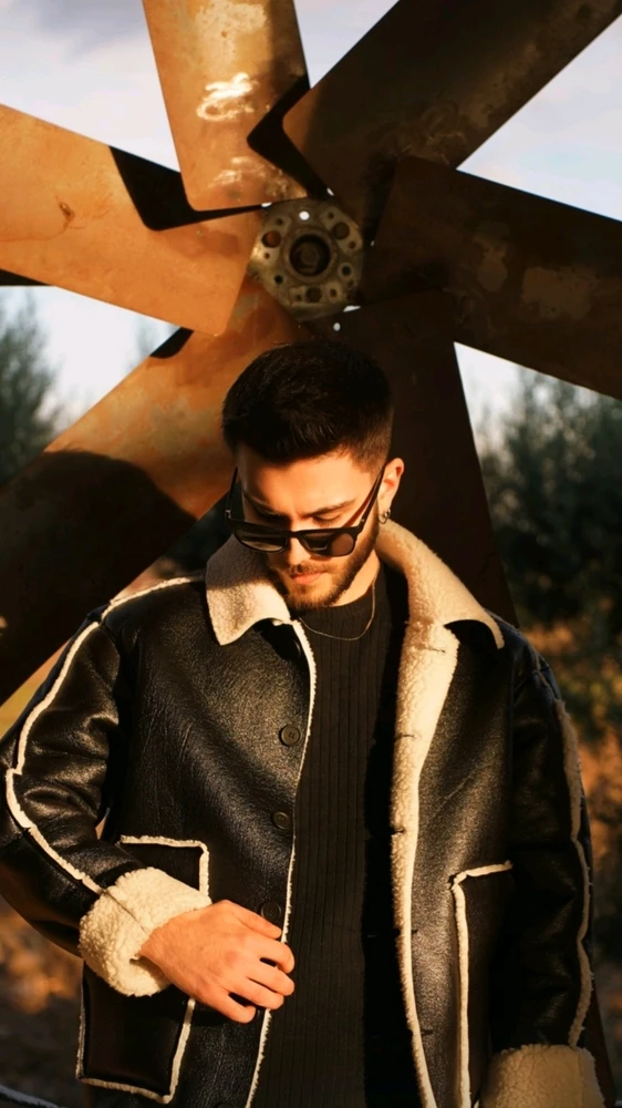 Batu tarafından yüklenen GIF