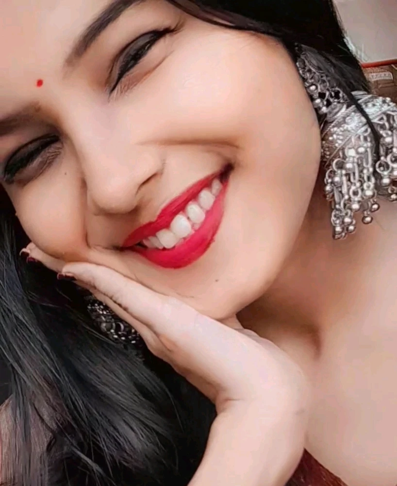 Barnali Biswas نے GIF اپ لوڈ کی