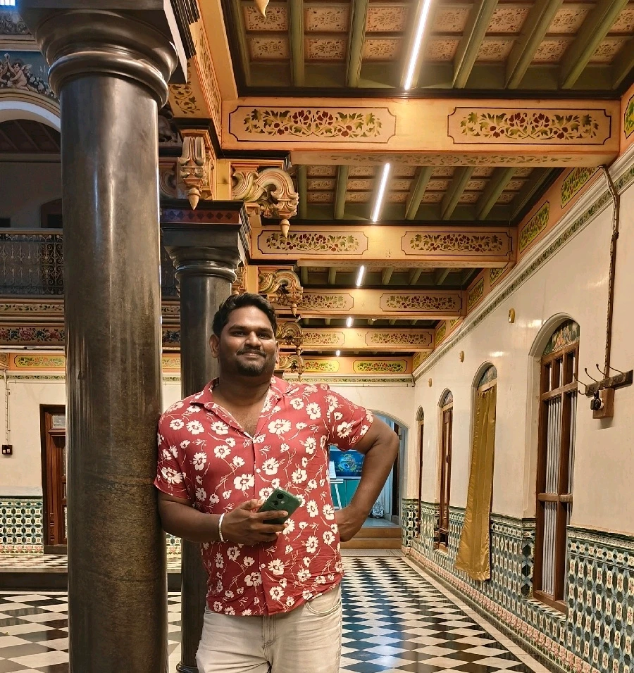 GIF na in-upload ni Rubesh Krishnan