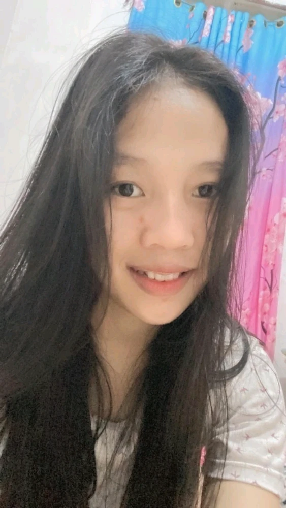 GIF diunggah oleh Ratih