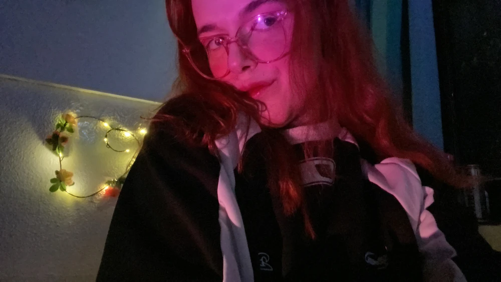 GIF загрузил isabella