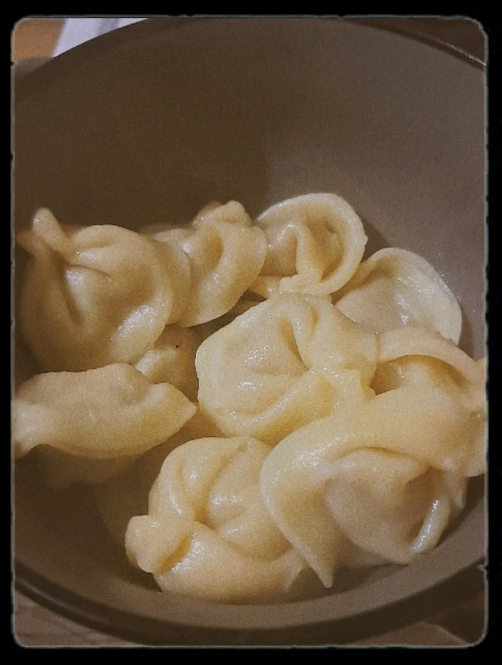 GIF загрузил Ana