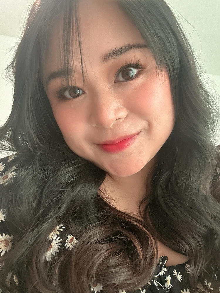 GIF uploaded by Juliana