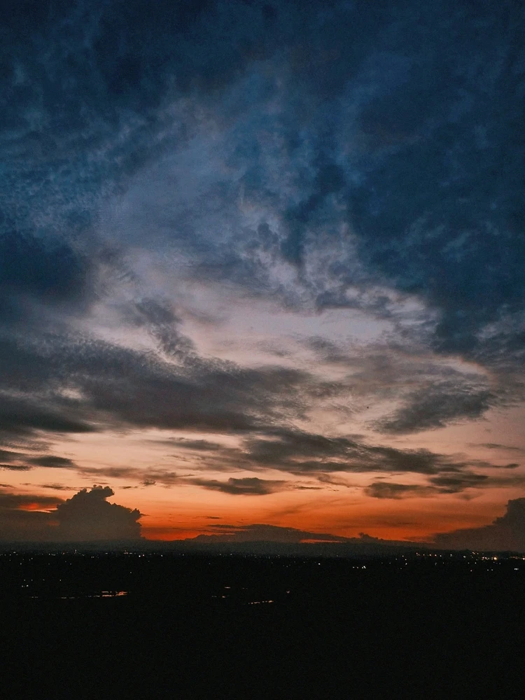 GIF diunggah oleh Asty