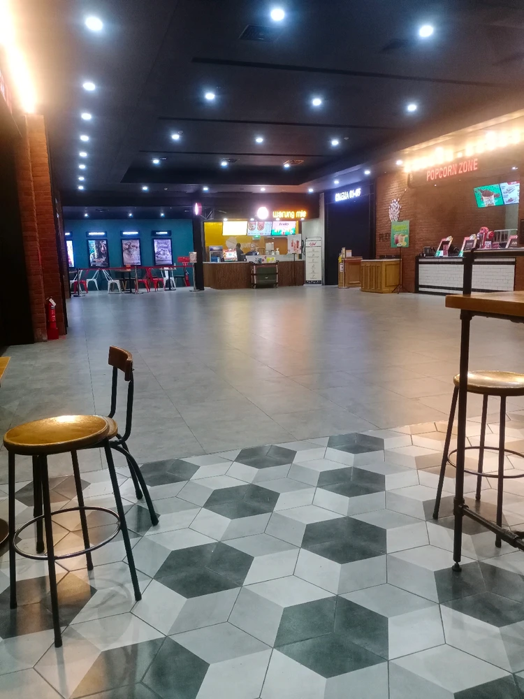 GIF diunggah oleh Loui