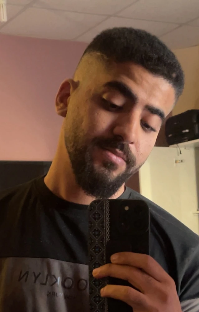 GIF diunggah dening M