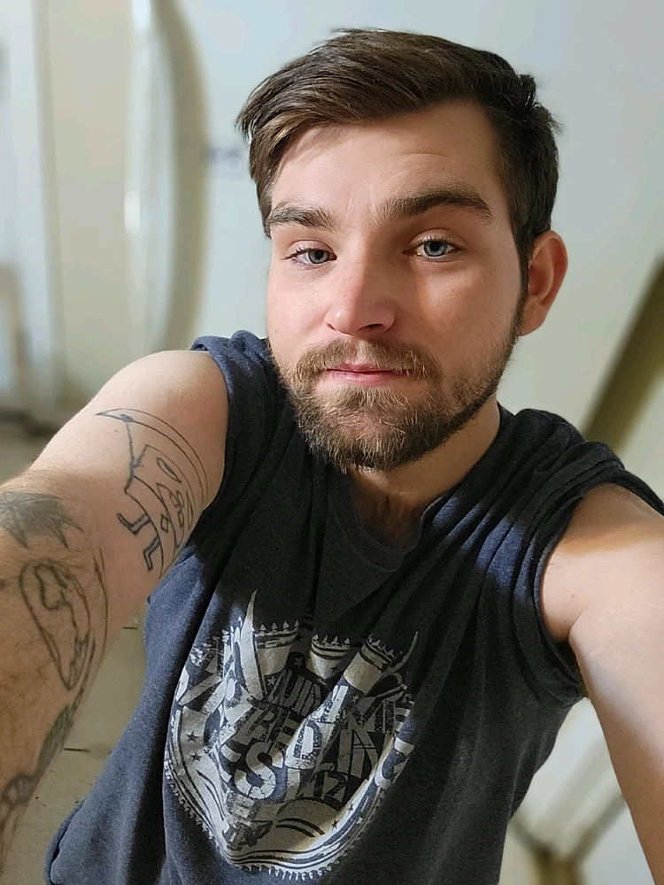 GIF uploaded by Devon Starmann