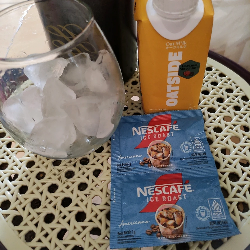 Gambar diunggah oleh 𝚅𝙴𝙻𝙾𝚄𝚁𝙸𝚇