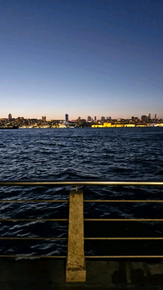 GIF загрузил Ömer