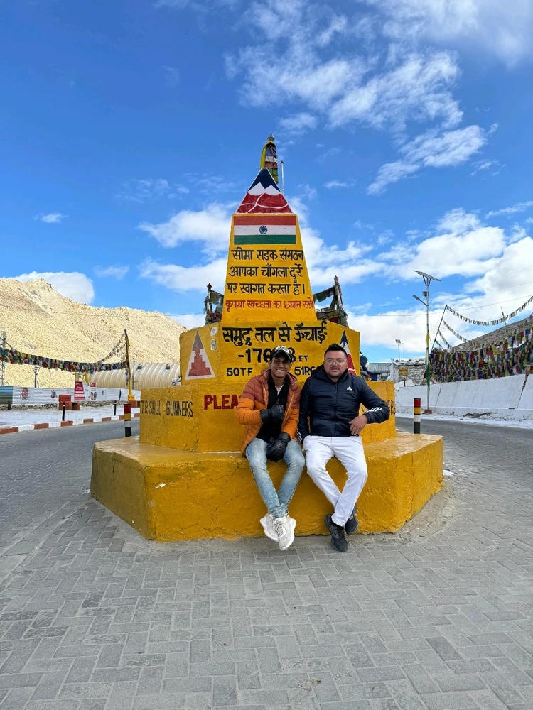 GIF uploaded by Shrreyangshu Samanta