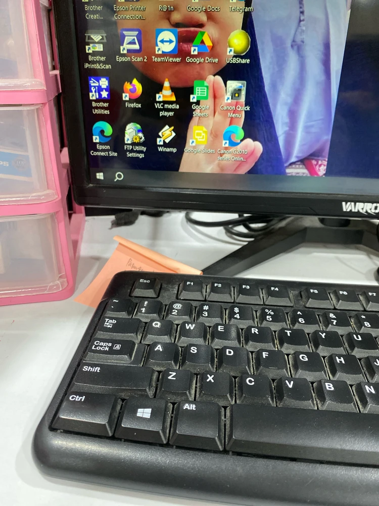 GIF diunggah oleh Ananda