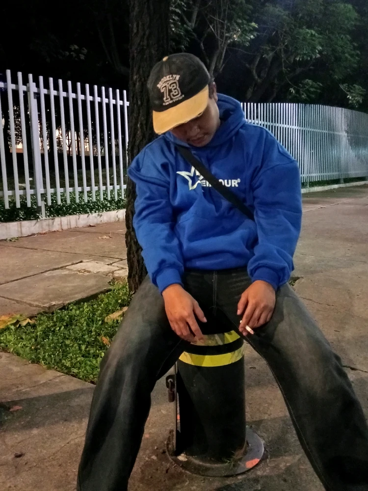 GIF diunggah oleh agung