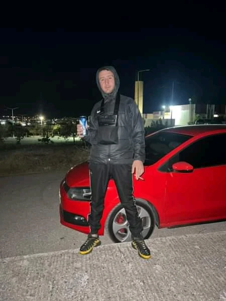 GIF ngarkuar nga David