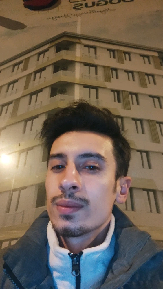 Semih tarafından yüklenen GIF