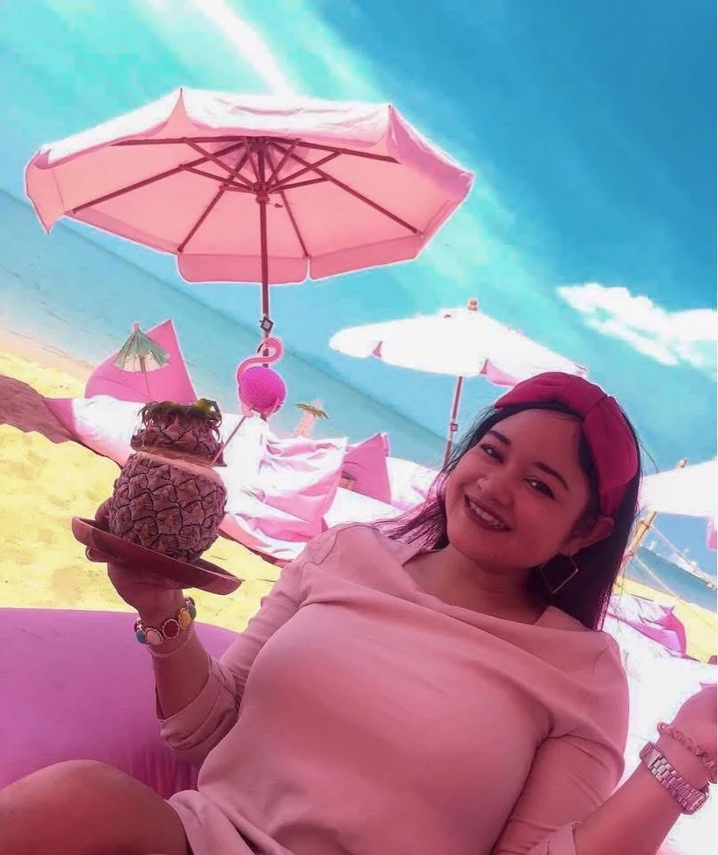 GIF uploaded by Lida