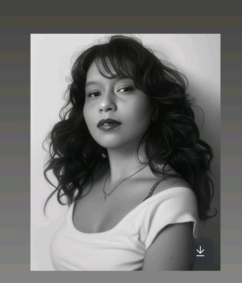 GIF tso los ntawm Elaine