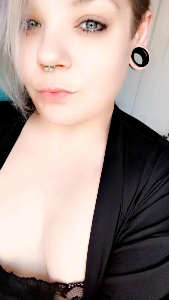 GIF uploaded by Kellie