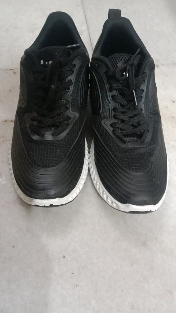 I have purchased new Shoes.
I kinda like sports shoes so I mostly buy it.😍